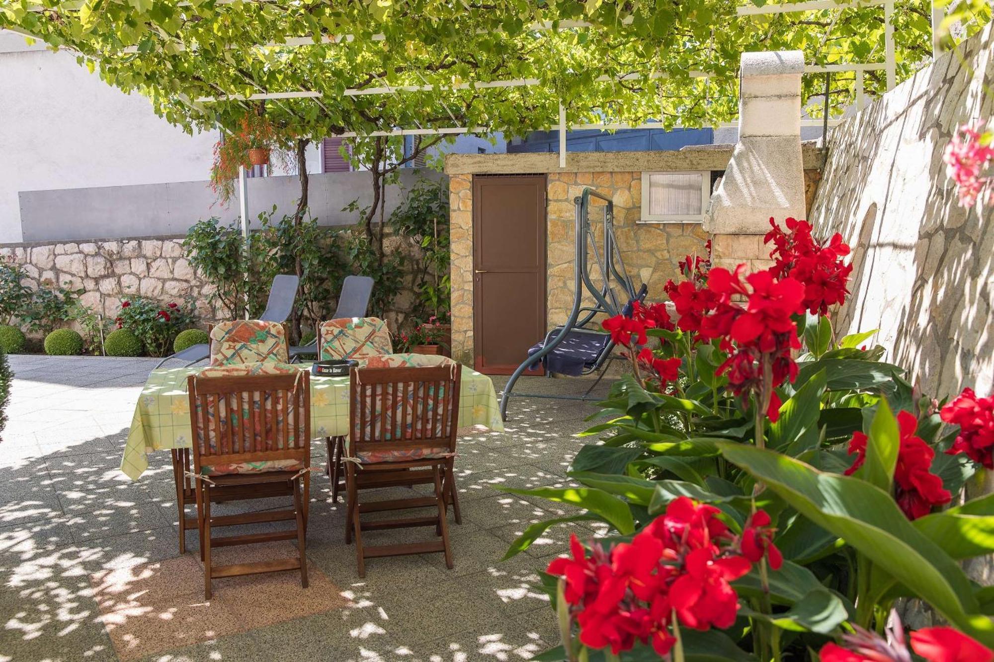 Apartment Karla Bribir  Esterno foto